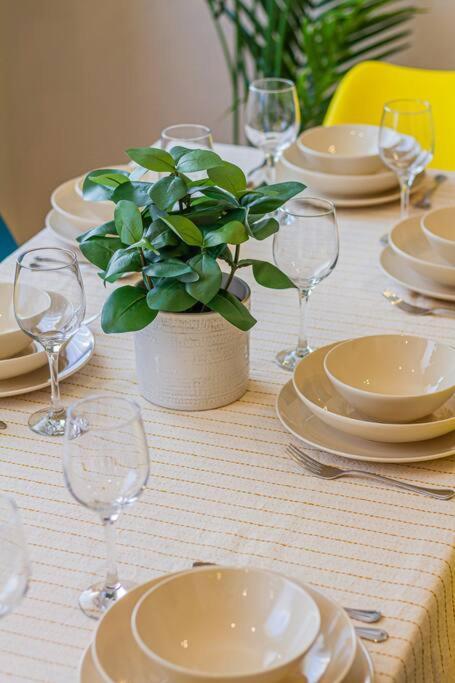 Roomy Apartment 80Sqm At City Center Free Parking Space, Ac & Balcony Budapeşte Dış mekan fotoğraf