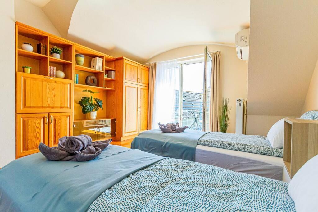 Roomy Apartment 80Sqm At City Center Free Parking Space, Ac & Balcony Budapeşte Dış mekan fotoğraf